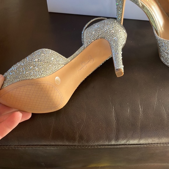 Jessica Simpson embellished Ormanda pumps - Picture 4 of 4